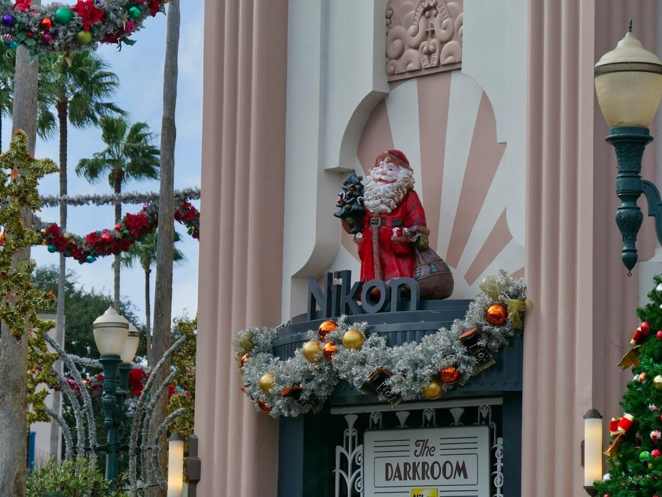 A Rockin' Guide to Hollywood Studios at Christmas 2021 (+ Tons of Pics