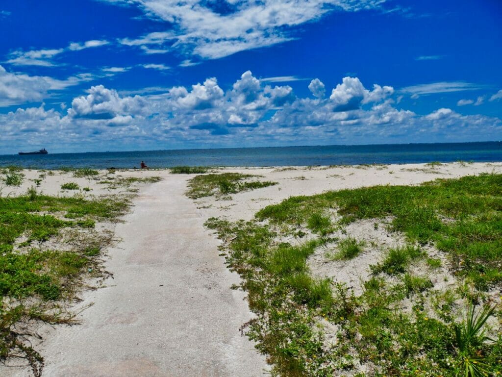 Fort De Soto Park, Florida Ultimate Guide + Tips (2021) AllAmerican